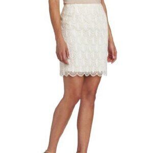 Cynthia Steffe Ada Cream Crochet Lace Overlay Pencil Skirt  Sz 4